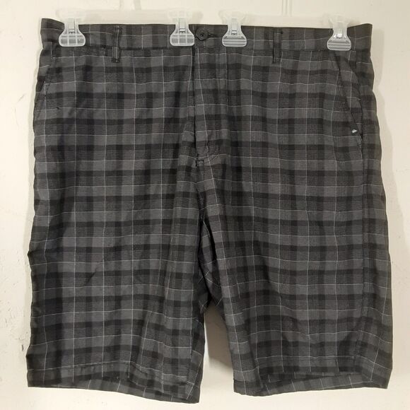 Quiksilver Adult Mens Size 40 Plaid Chino Shorts Black Gray - Picture 1 of 11